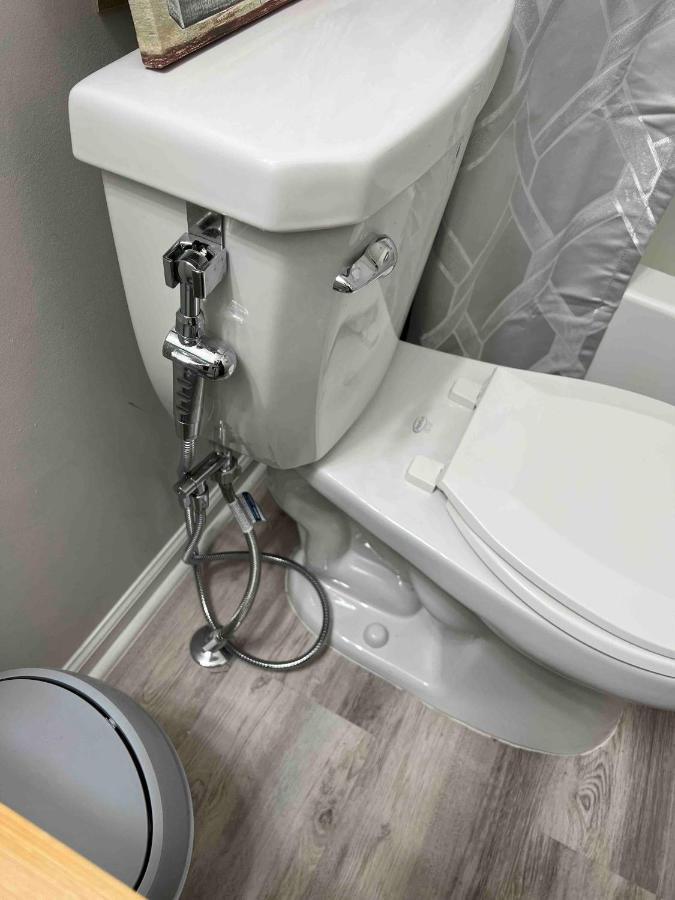 Hometel Premium Guest Suite W/ Private Entrance Ypsilanti Ngoại thất bức ảnh